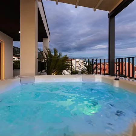 Penthouse Petar Apartamento Kaštel Stari
