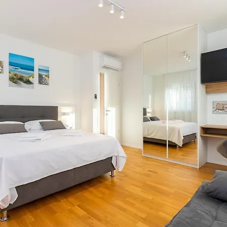 Penthouse Petar شقة Kaštel Stari
