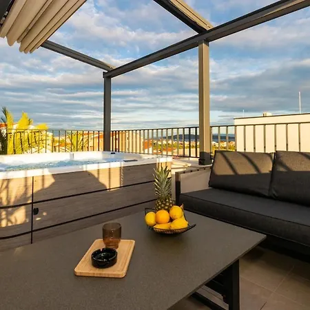 Penthouse Petar *