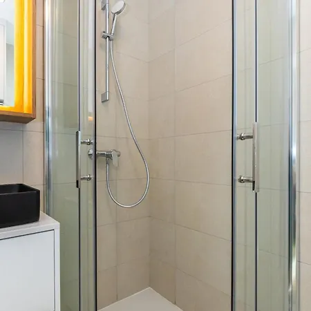 Penthouse Petar * Kaštel Stari