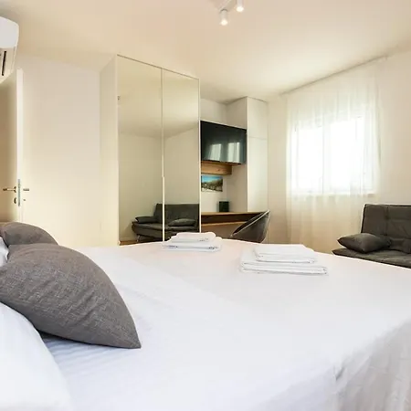 Penthouse Petar شقة