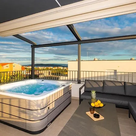 Penthouse Petar شقة *