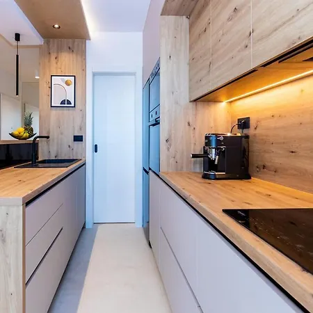 Penthouse Petar