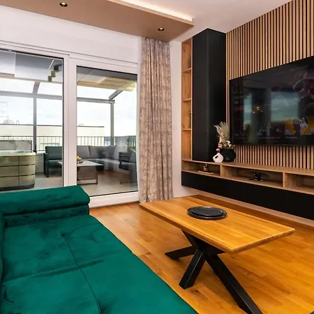 Apartment Penthouse Petar Kaštel Stari